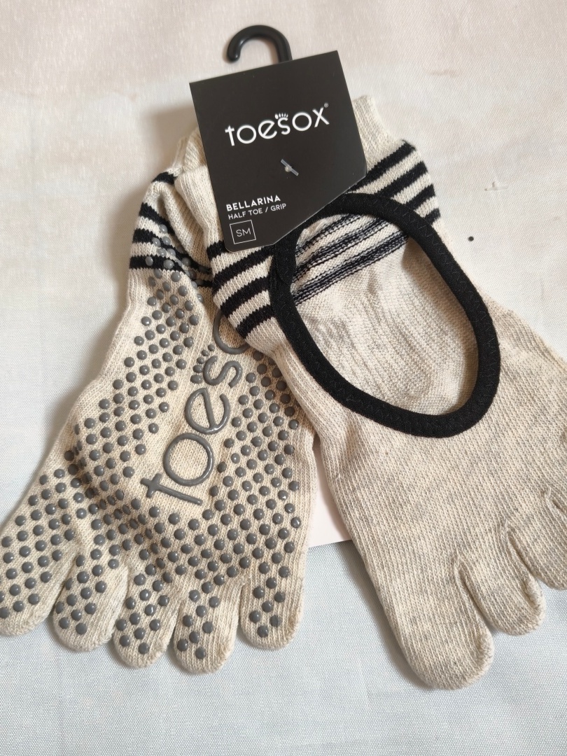 Calzini a cinque dita Toesox Y - Yoga Mat recensione e prezzo